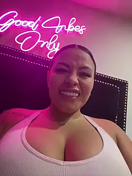 sexyyykloee online show from July 11, 4:26 am