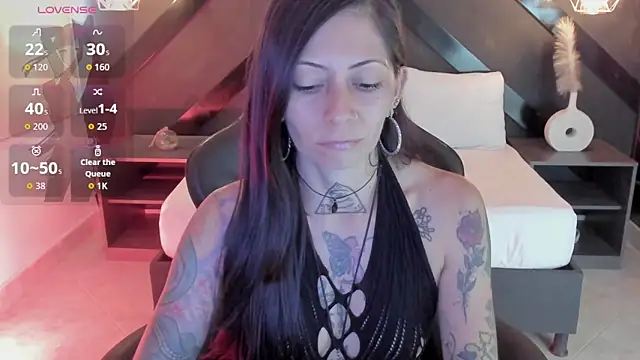 dark gotica online show from June 9, 7:14 pm