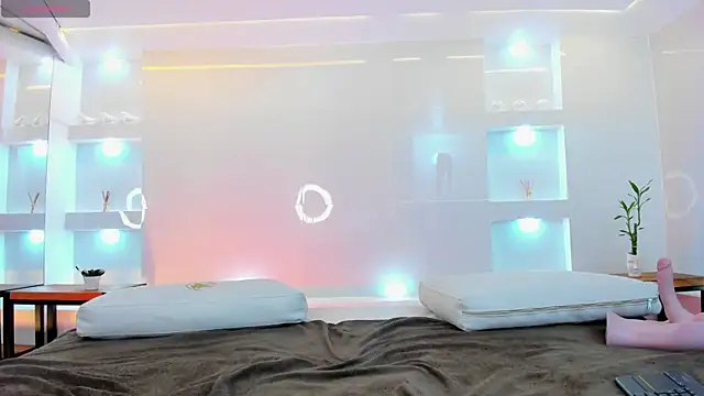 martina mayers online show from January 28, 8:04 pm