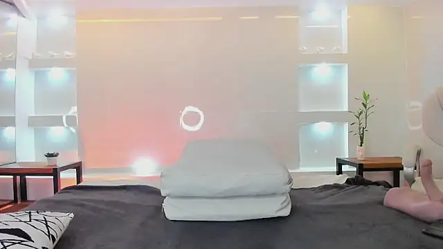 martina mayers online show from March 18, 8:26 pm