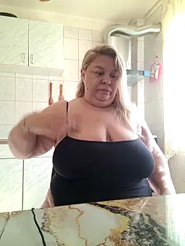 AriannaMilf online show from November 3, 9:54 am