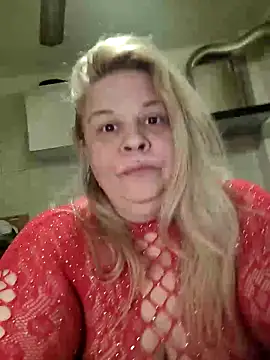 Snapshot of AriannaMilf chatting on April 29, 7:09 pm AriannaMilf online show from April 29, 7:09 pm
