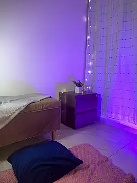 DianaBrownXX online show from July 17, 2:51 am