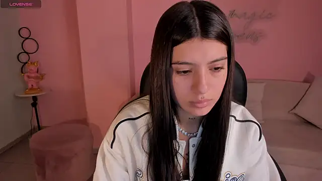 AlessiaCorleone  online show from December 29, 5:54 pm