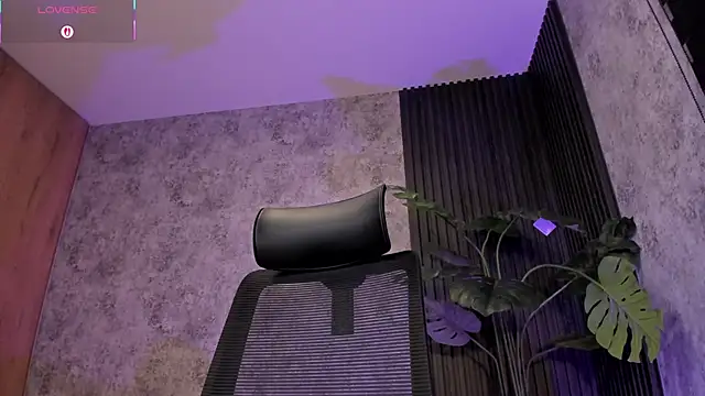 AmyWalker  online show from September 30, 9:58 am