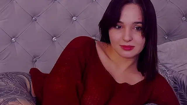 Snapshot of MeIisaLove chatting on February 28, 2:34 am MeIisaLove online show from February 28, 2:34 am