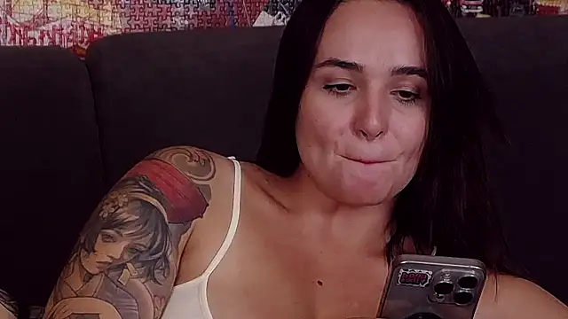 MeIisaLove online show from August 1, 6:07 pm
