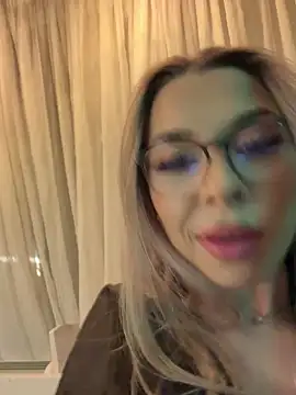 Assmerising online show from December 12, 10:42 pm