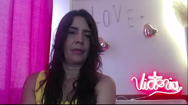 Victoria meester online show from March 5, 2:45 pm