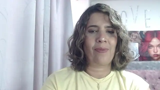 Snapshot of Victoria_meester chatting on April 1, 8:50 pm Victoria meester online show from April 1, 8:50 pm
