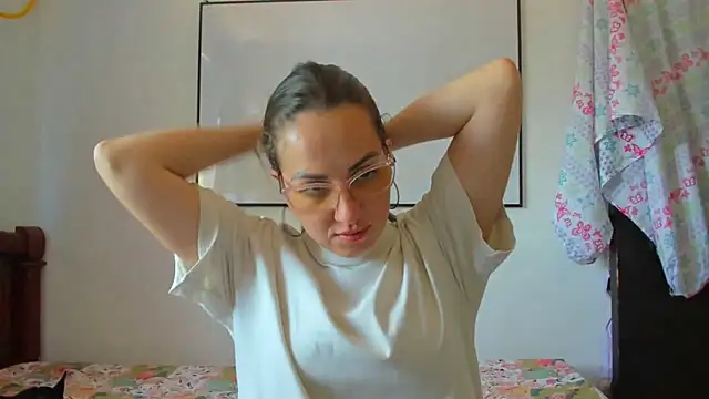 Snapshot of squirttati33 chatting on July 29, 2:59 pm squirttati33 online show from July 29, 2:59 pm