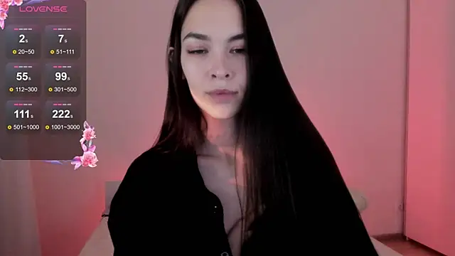 Snapshot of 666kisses chatting on December 23, 11:39 pm 666kisses online show from December 23, 11:39 pm