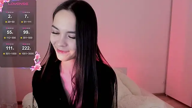 Snapshot of 666kisses chatting on December 24, 2:43 am 666kisses online show from December 24, 2:43 am