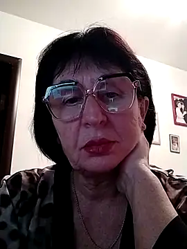 AlbinaXPretty online show from December 7, 7:54 pm