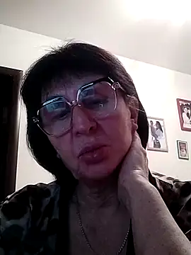AlbinaXPretty online show from December 14, 7:14 pm