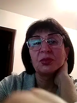 AlbinaXPretty online show from December 17, 8:43 pm