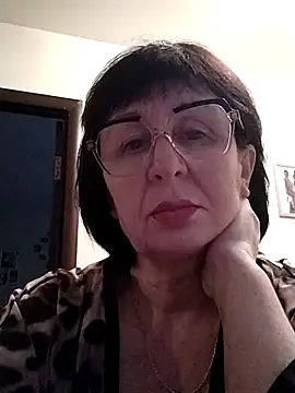 AlbinaXPretty online show from December 22, 6:49 am