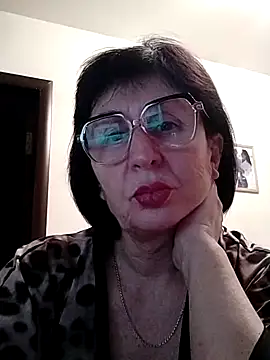 AlbinaXPretty online show from December 22, 2:27 pm