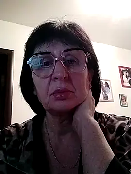 AlbinaXPretty online show from December 23, 8:03 pm