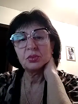 AlbinaXPretty online show from December 27, 4:47 am