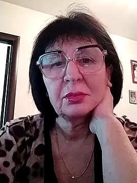 AlbinaXPretty online show from January 1, 11:38 am