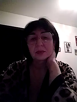 AlbinaXPretty online show from January 2, 4:30 am