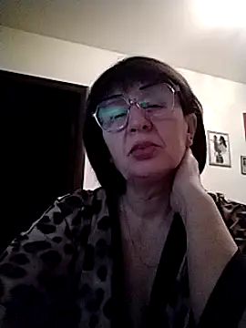 AlbinaXPretty online show from January 5, 3:32 am
