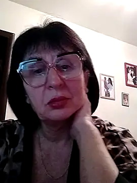 AlbinaXPretty online show from January 12, 7:42 pm