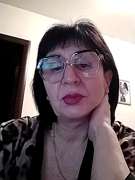 AlbinaXPretty online show from January 19, 9:34 pm