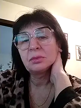 AlbinaXPretty online show from January 25, 8:10 am