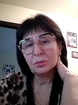 AlbinaXPretty online show from January 26, 1:47 pm