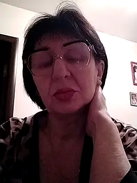 AlbinaXPretty online show from February 2, 4:59 am