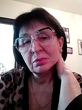 AlbinaXPretty online show from February 10, 12:50 pm