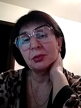 AlbinaXPretty online show from February 16, 6:21 pm