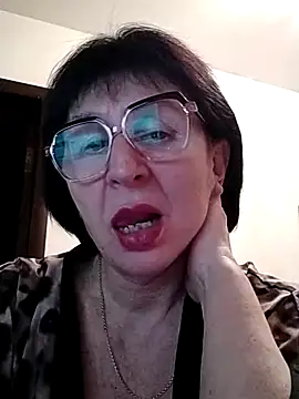 AlbinaXPretty online show from February 17, 9:52 pm