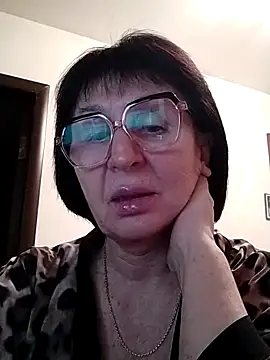 AlbinaXPretty online show from February 21, 4:05 pm
