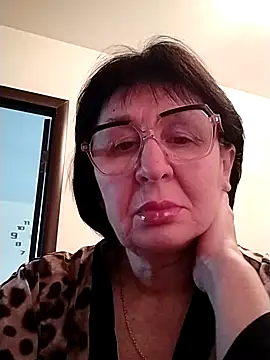 AlbinaXPretty online show from February 24, 7:55 am