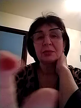 AlbinaXPretty online show from March 2, 11:18 am