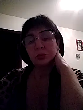 AlbinaXPretty online show from March 17, 8:30 pm