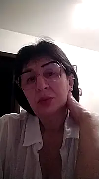 AlbinaXPretty online show from March 18, 9:21 pm