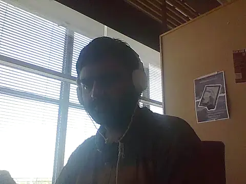 JohnBond009 online show from June 18, 1:48 pm