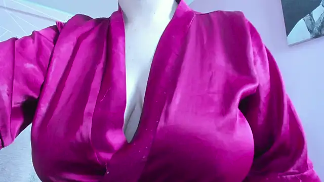 dolly zoe online show from February 22, 5:23 am