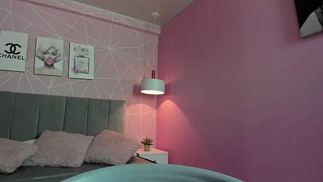 dolly zoe online show from March 15, 3:51 am