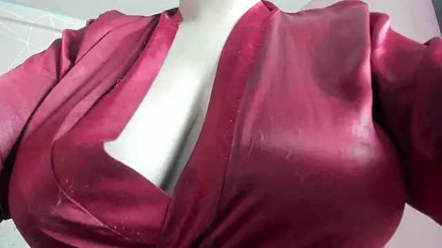 dolly zoe online show from September 15, 5:18 am