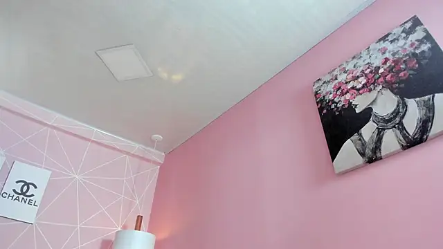 dolly zoe online show from November 11, 9:37 pm