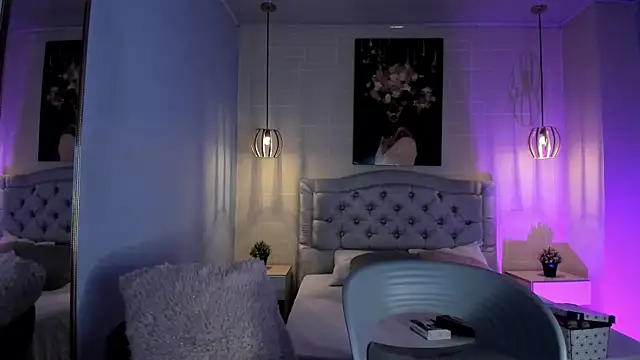 ayshel   online show from December 17, 4:34 am