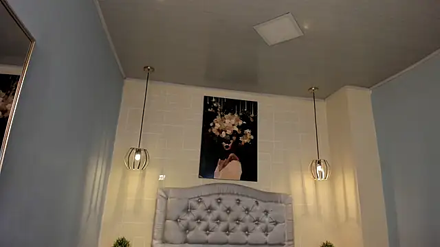 ayshel   online show from December 18, 4:53 am