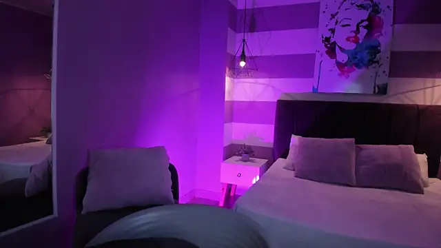 ayshel   online show from January 23, 4:09 am