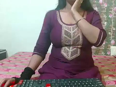 Snapshot of nikitahot3 chatting on March 14, 1:46 pm nikitahot3 online show from March 14, 1:46 pm