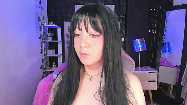 Snapshot of helen_bunnnyx chatting on December 11, 9:30 am helen bunnnyx online show from December 11, 9:30 am